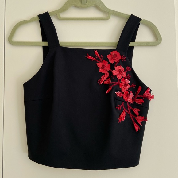 NWT Gorgeous black and red crop top - Picture 3 of 7